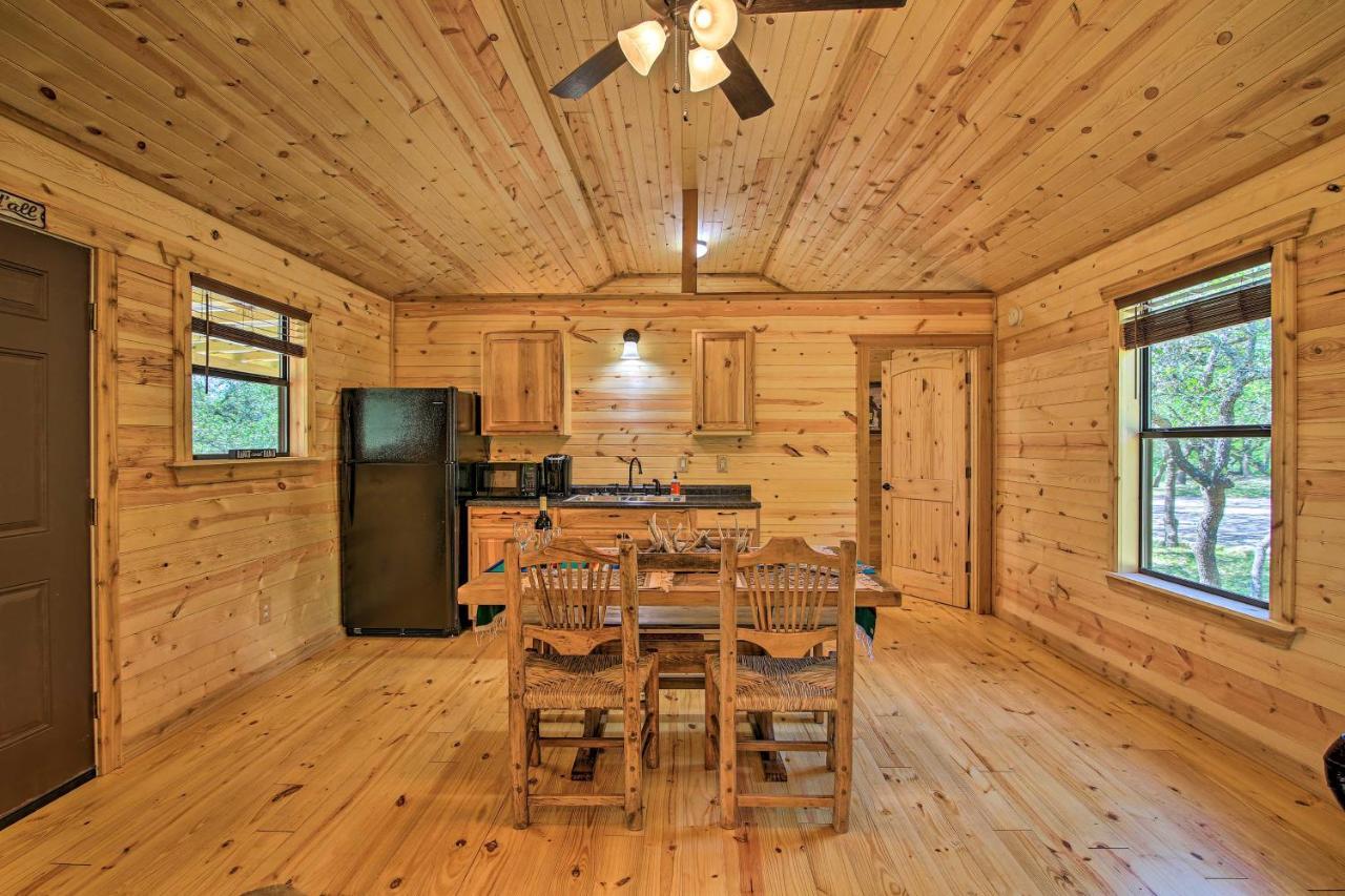 Rustic-Chic Country Cabin - 10 Mi To Main Street! Fredericksburg Exterior foto
