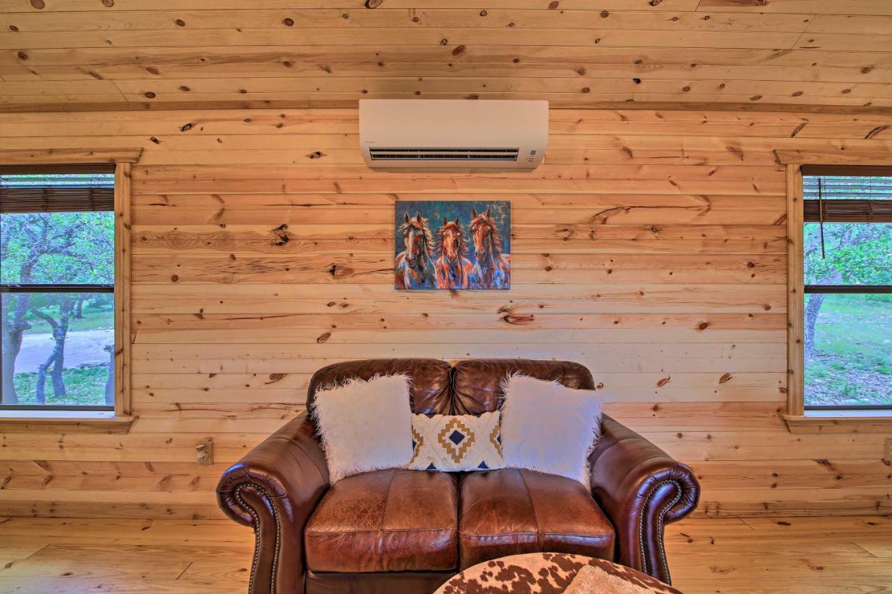 Rustic-Chic Country Cabin - 10 Mi To Main Street! Fredericksburg Exterior foto