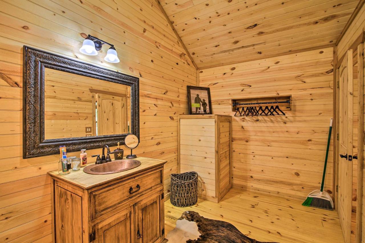Rustic-Chic Country Cabin - 10 Mi To Main Street! Fredericksburg Exterior foto