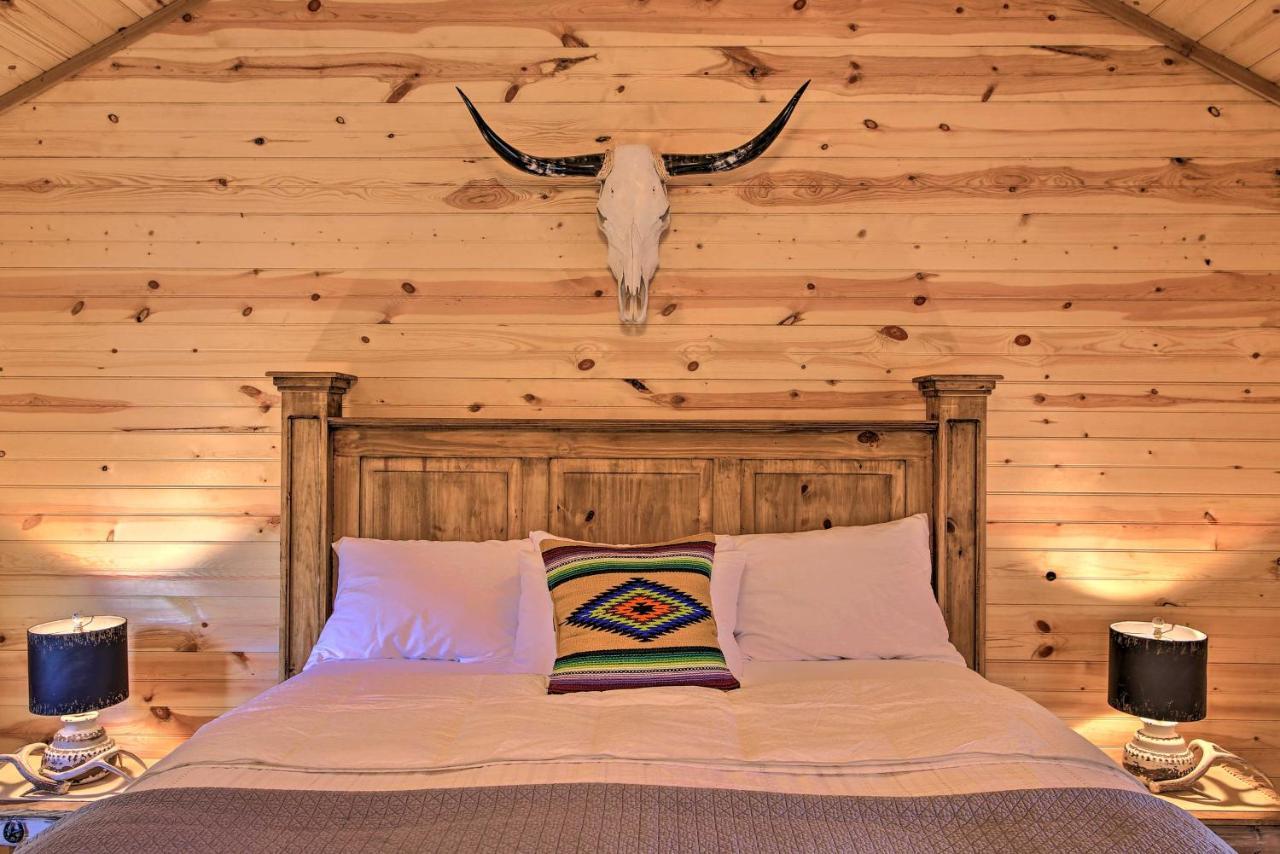 Rustic-Chic Country Cabin - 10 Mi To Main Street! Fredericksburg Exterior foto