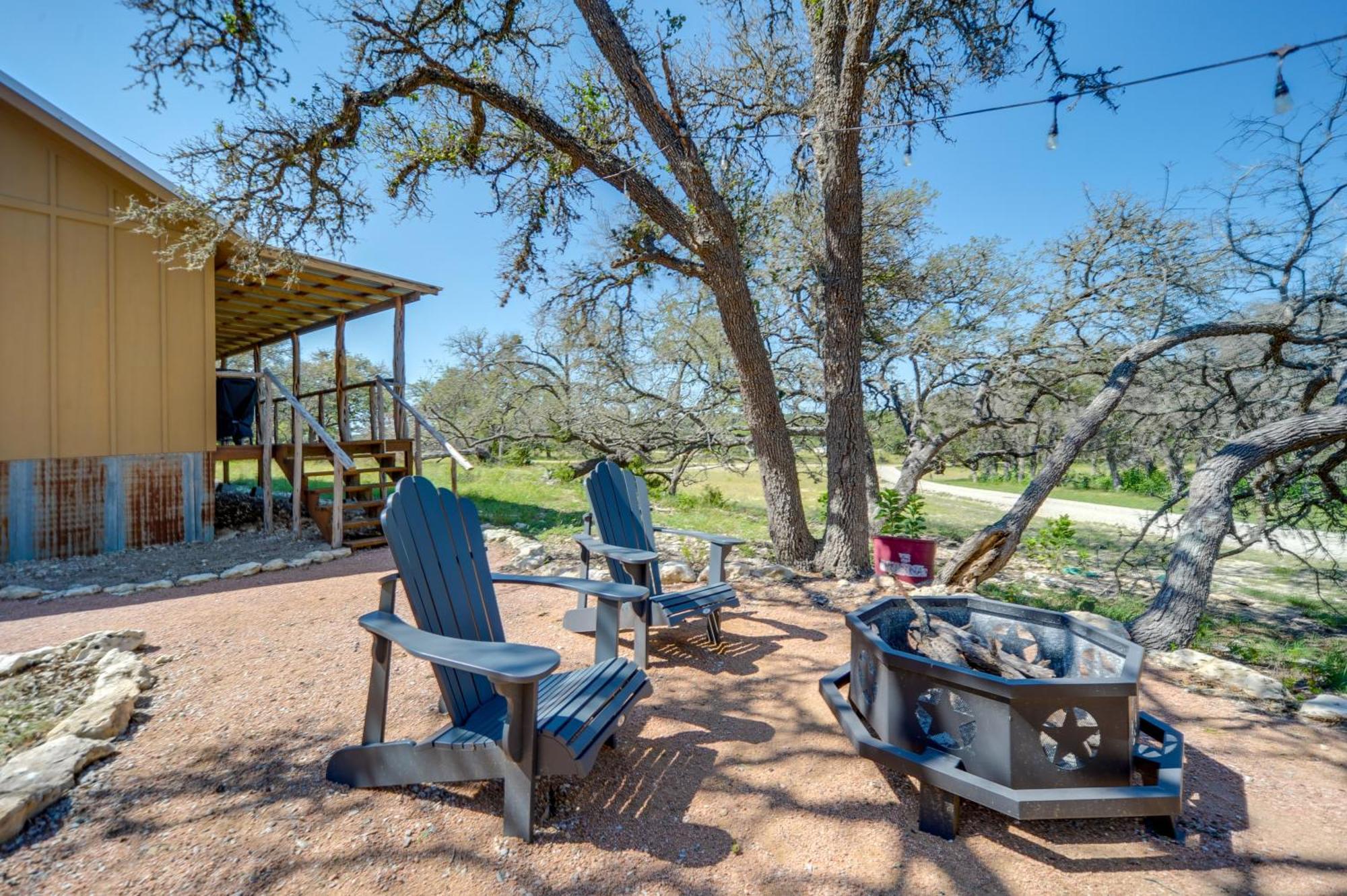 Rustic-Chic Country Cabin - 10 Mi To Main Street! Fredericksburg Exterior foto