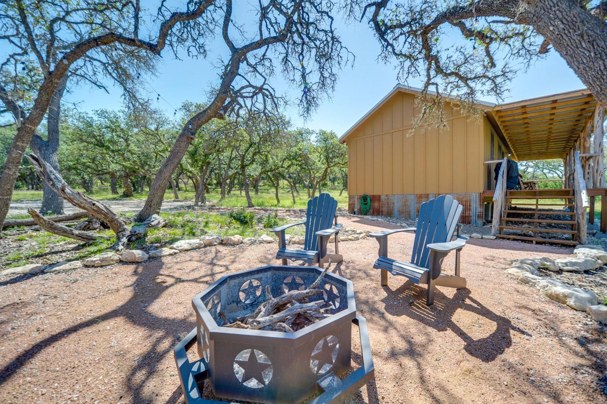 Rustic-Chic Country Cabin - 10 Mi To Main Street! Fredericksburg Exterior foto